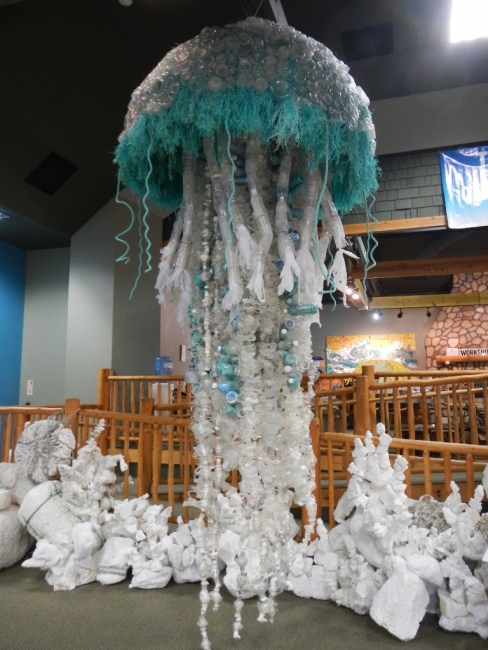 A sculpture of a jellyfish.